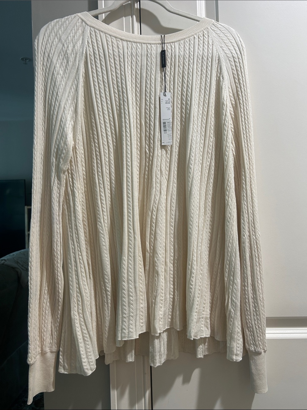 Elie Tahari Cream 100 💯 Silk Luxury cable chain Tunic